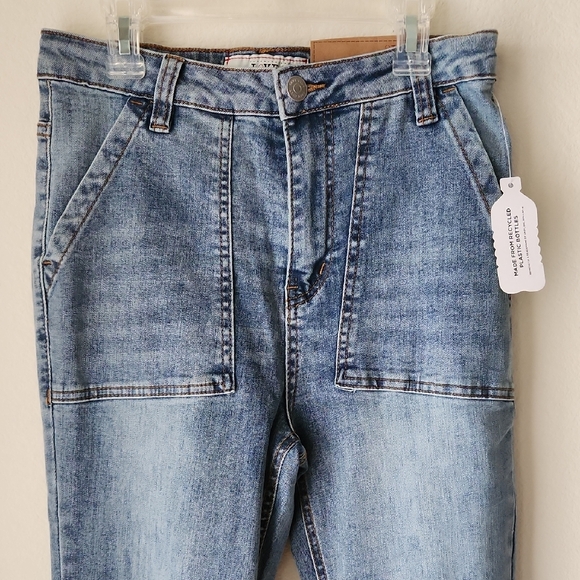 LOVE CULT DENIM Classic Blue Flare Leg High Rise Jeans Sz 5 Y2K retro NWT - Picture 2 of 16
